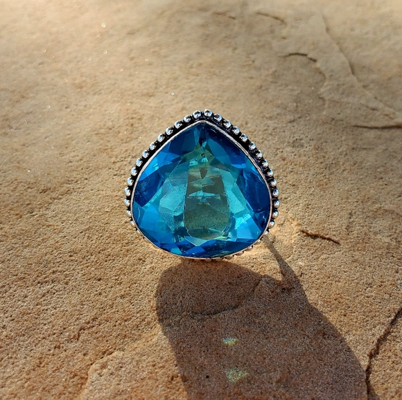 New Blue Quartz 925 Silver Statement Ring. - Picture 9 of 10
